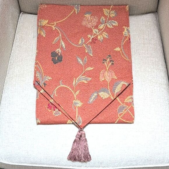 Bess Rich Floral Tapestry Table Runner with Tassels - Picture 1 of 9
